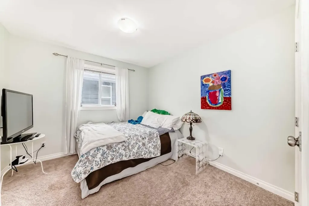 98 Mahogany Way SE Calgary AB T3M 1N5