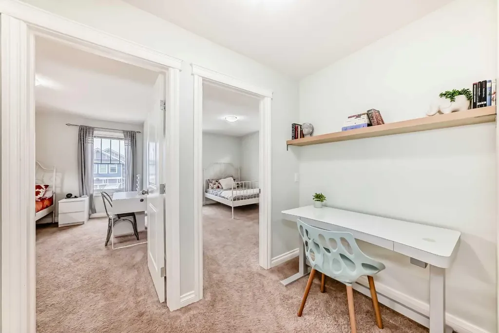98 Mahogany Way SE Calgary AB T3M 1N5