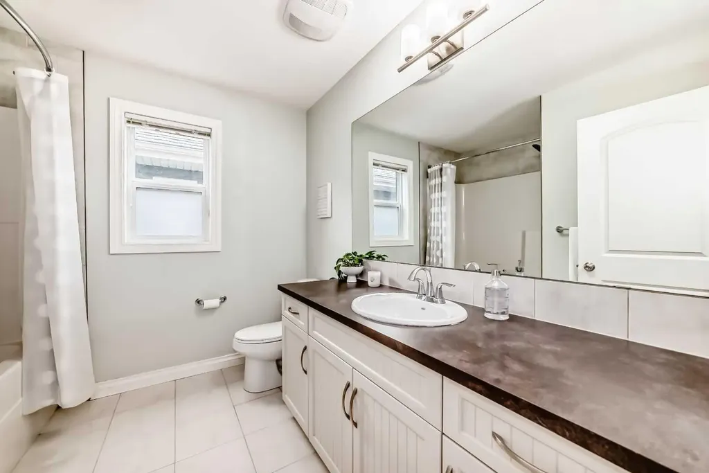98 Mahogany Way SE Calgary AB T3M 1N5