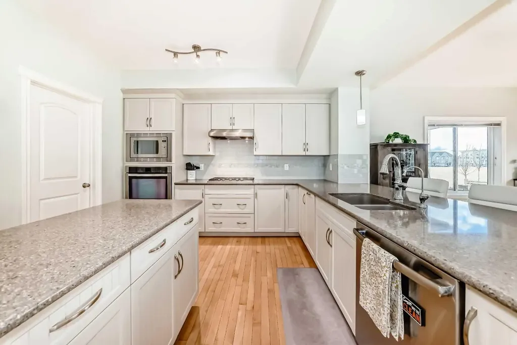 98 Mahogany Way SE Calgary AB T3M 1N5