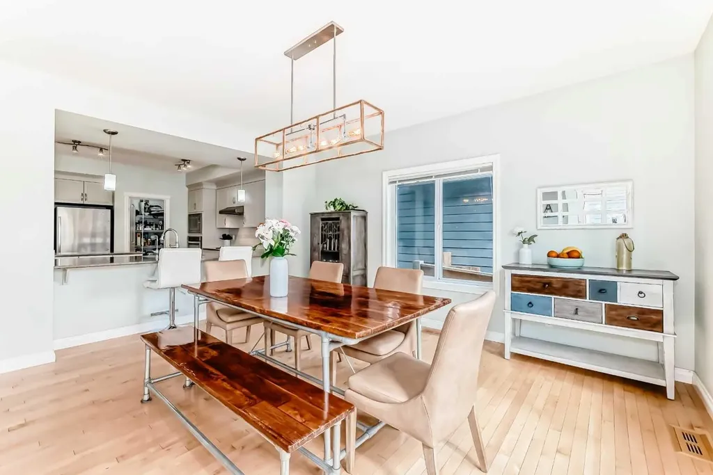 98 Mahogany Way SE Calgary AB T3M 1N5