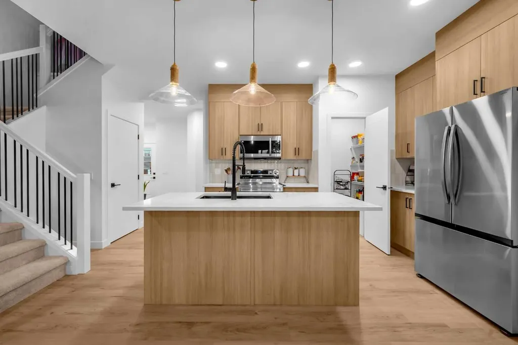 288 Sora Terrace SE Calgary AB T3S 0L8
