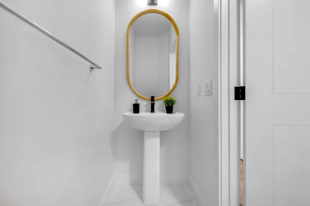 288 Sora Terrace SE Calgary AB T3S 0L8
