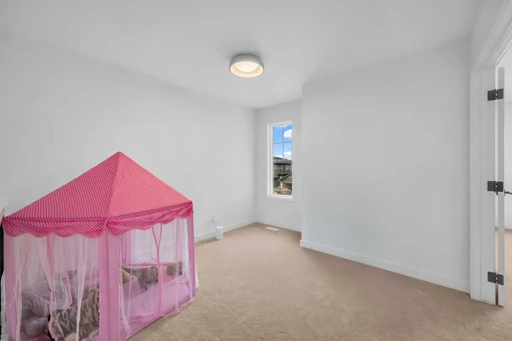 288 Sora Terrace SE Calgary AB T3S 0L8