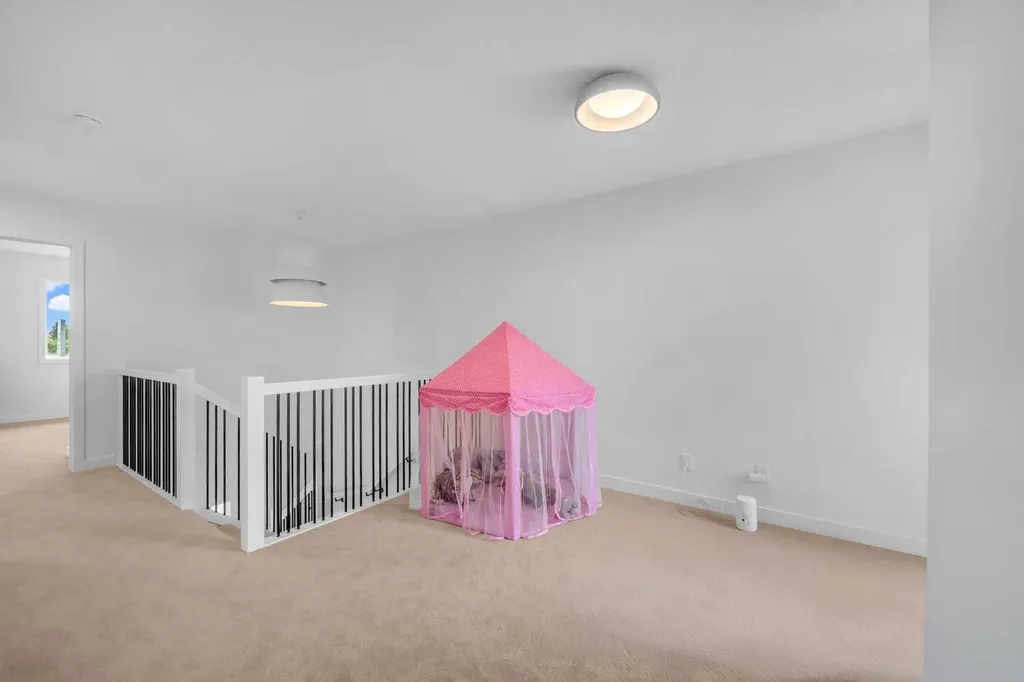 288 Sora Terrace SE Calgary AB T3S 0L8