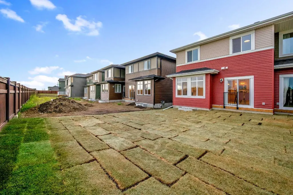 288 Sora Terrace SE Calgary AB T3S 0L8