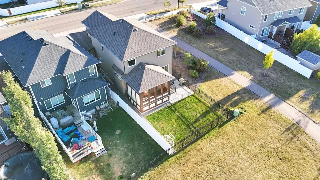100 Van Slyke Way Red Deer AB T4R 0N5