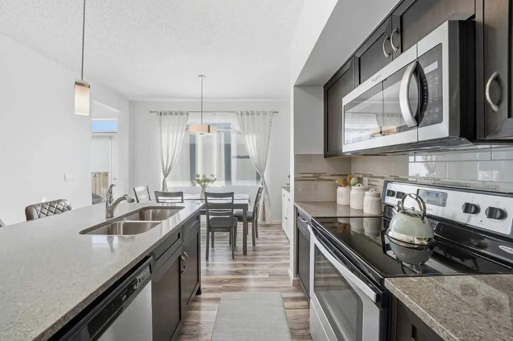 189 Mahogany Drive SE Calgary AB t3m2k6