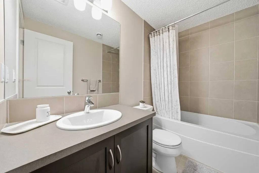 189 Mahogany Drive SE Calgary AB t3m2k6