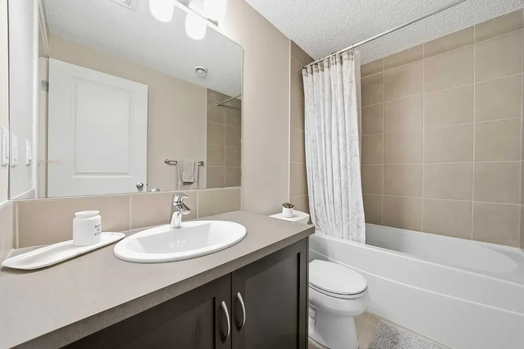 189 Mahogany Drive SE Calgary AB t3m2k6