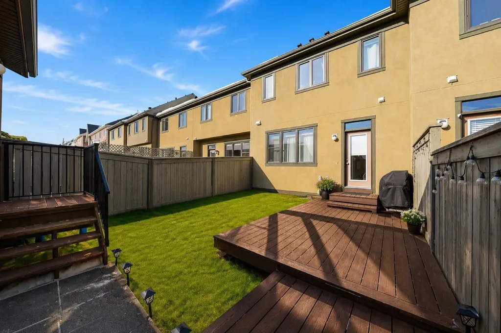189 Mahogany Drive SE Calgary AB t3m2k6