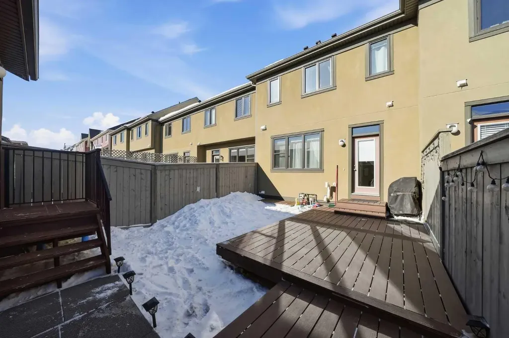 189 Mahogany Drive SE Calgary AB t3m2k6