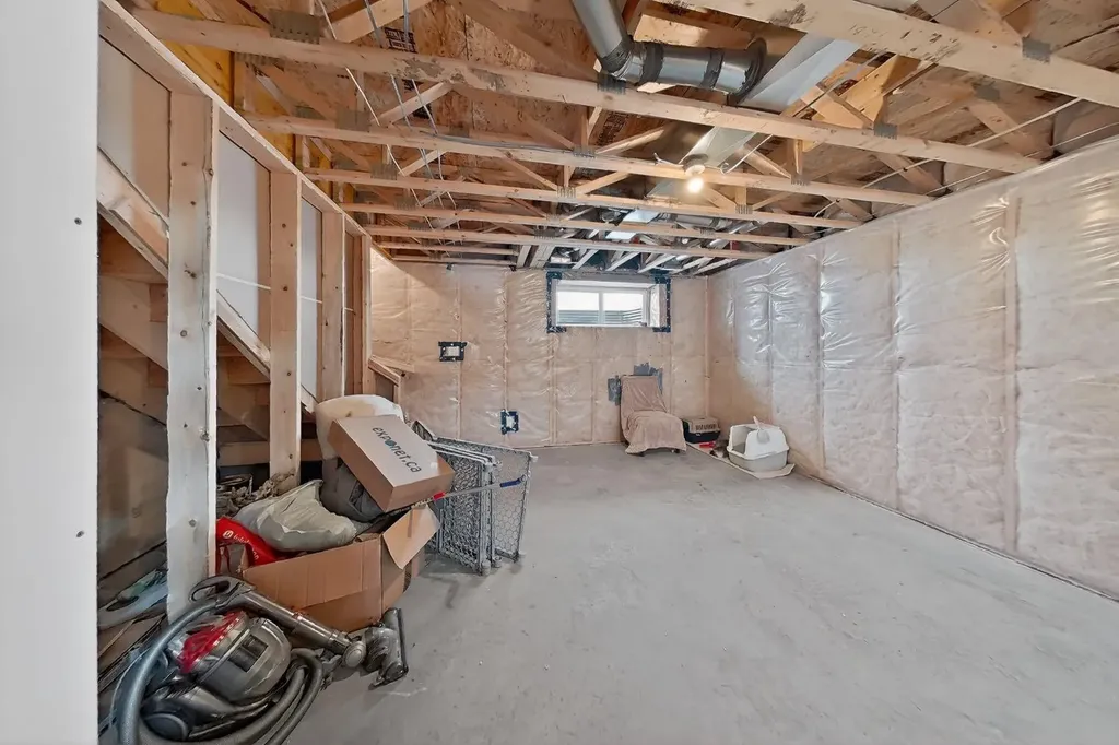 302 Uplands Boulevard N Lethbridge AB T1H 7C7