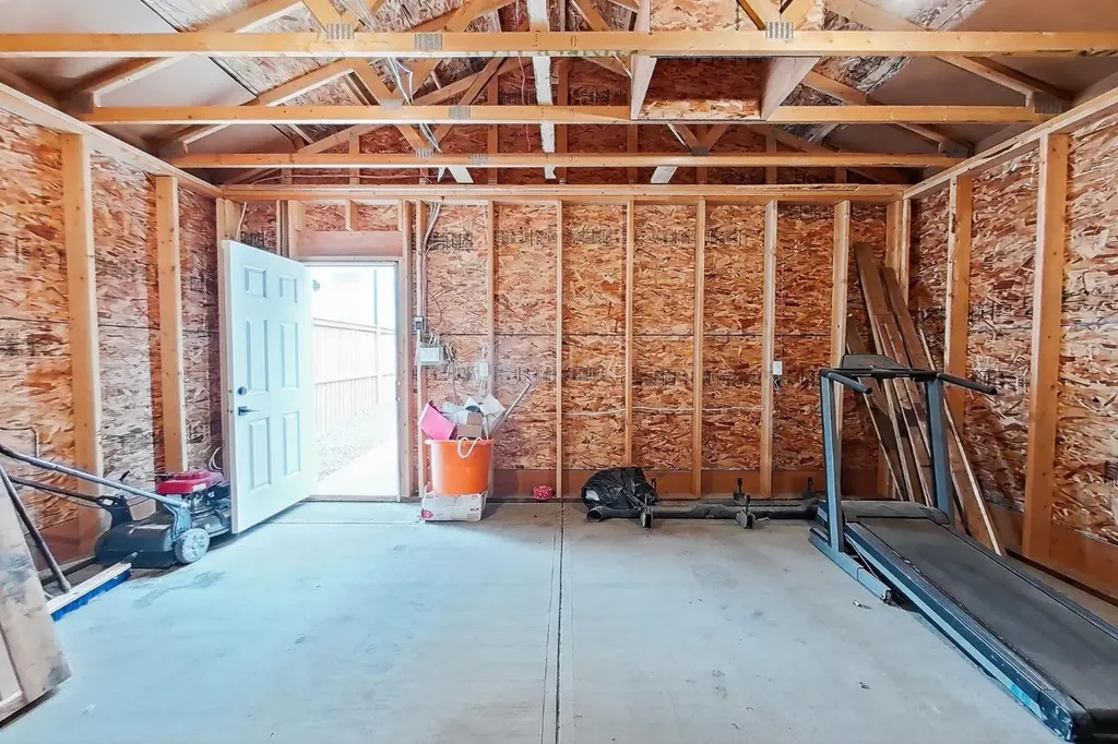 302 Uplands Boulevard N Lethbridge AB T1H 7C7