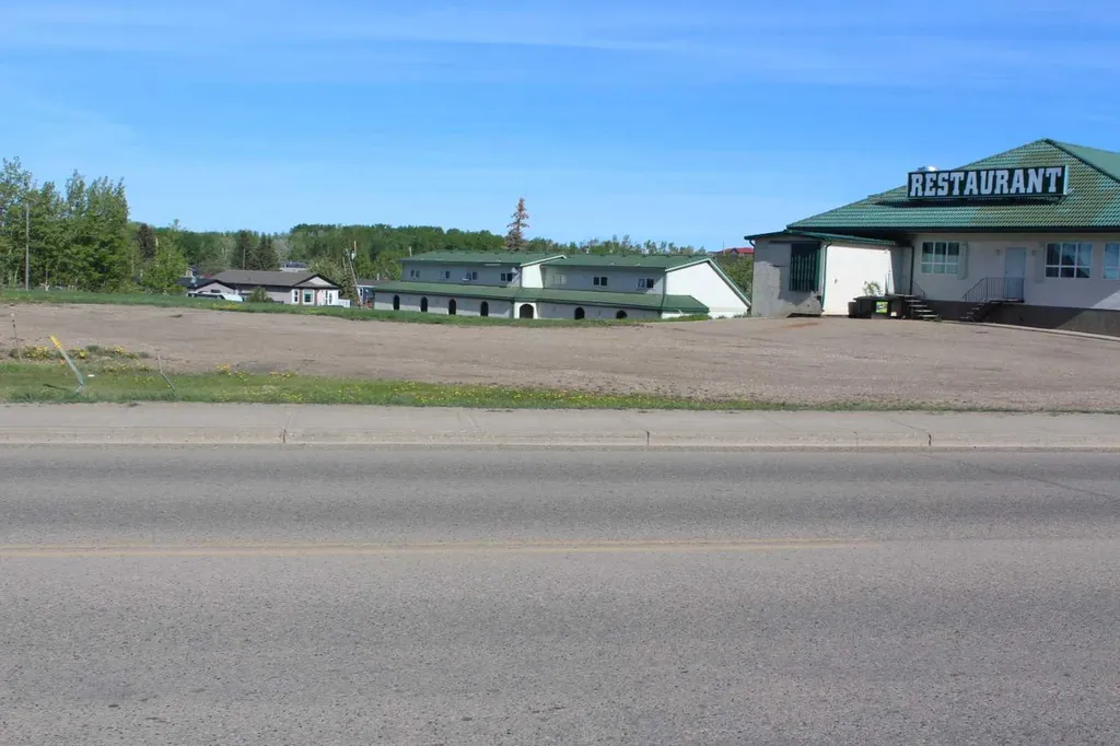 430 Main Street Manning AB T0H 2M0