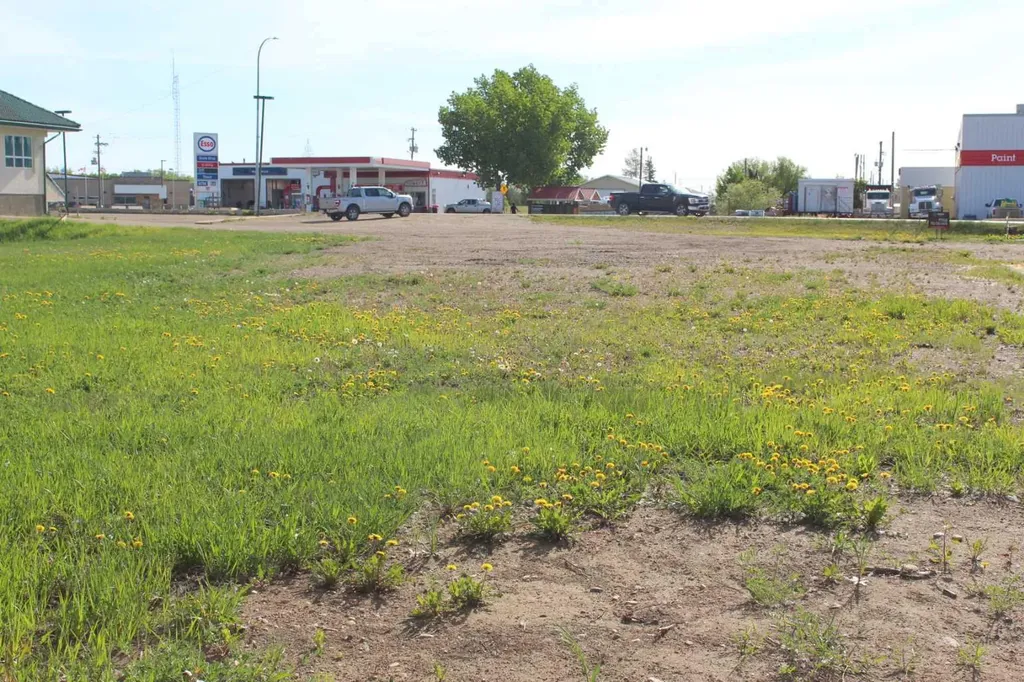430 Main Street Manning AB T0H 2M0