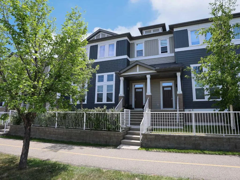 505 Evanston Square NW Calgary AB T3P 0G9
