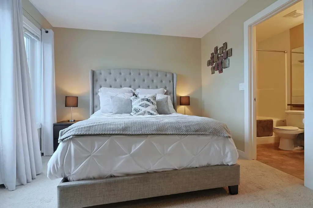 505 Evanston Square NW Calgary AB T3P 0G9