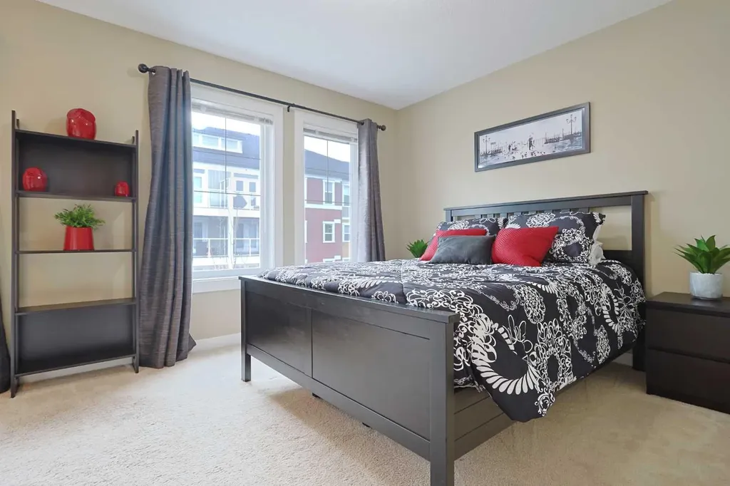505 Evanston Square NW Calgary AB T3P 0G9