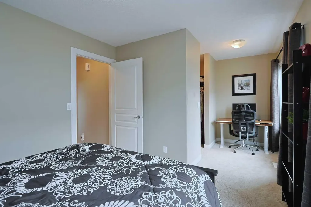 505 Evanston Square NW Calgary AB T3P 0G9