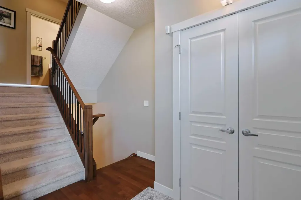 505 Evanston Square NW Calgary AB T3P 0G9