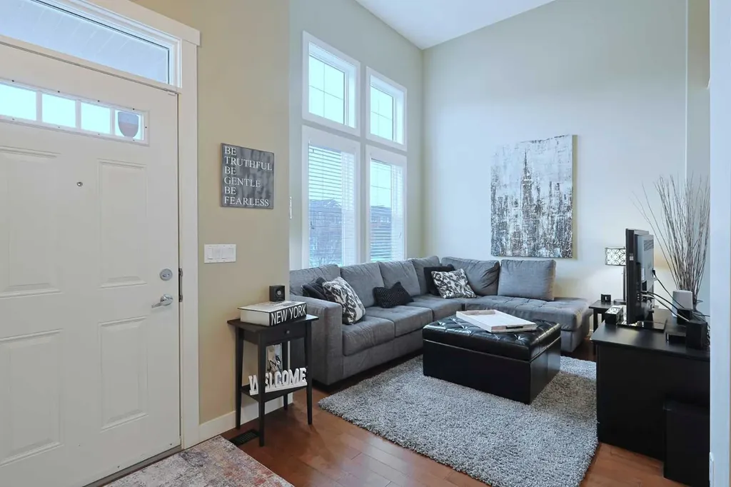 505 Evanston Square NW Calgary AB T3P 0G9