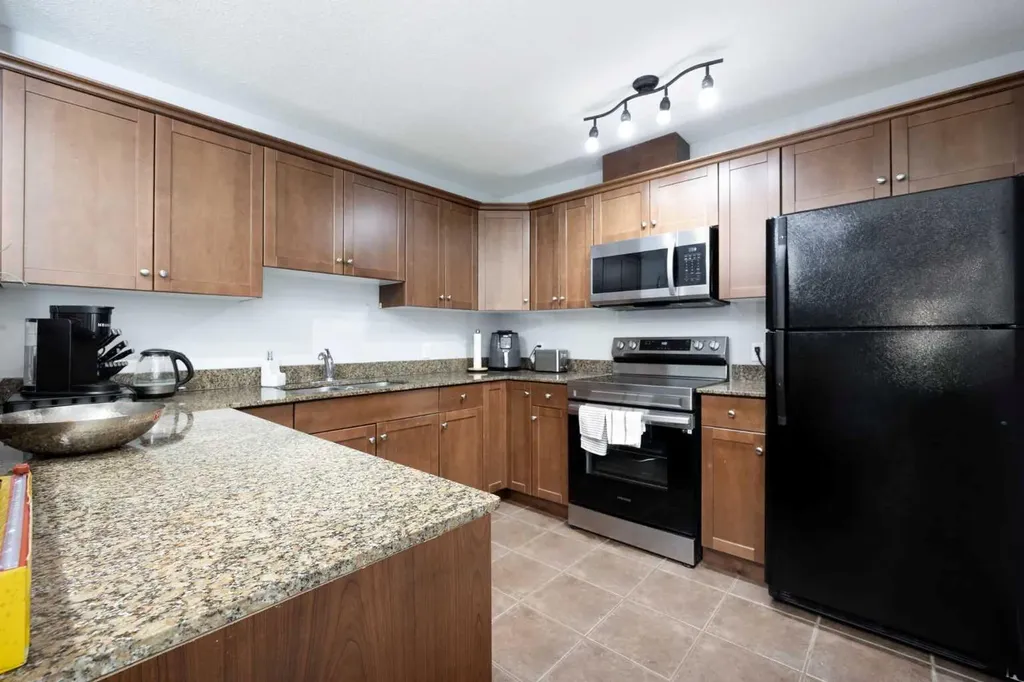 8535 Clearwater Drive Fort Mcmurray AB T9H5G2