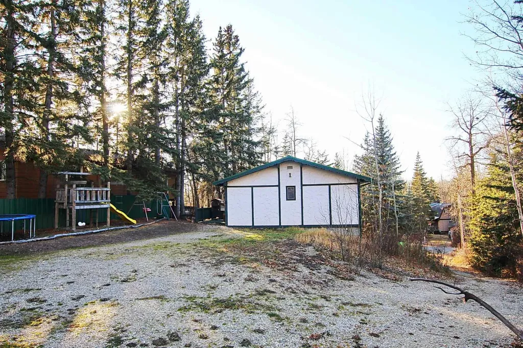 603 Fox Crescent Sunbreaker Cove AB T0C 0J0