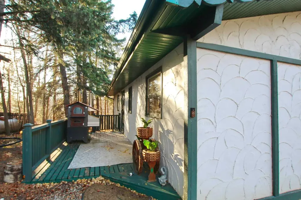 603 Fox Crescent Sunbreaker Cove AB T0C 0J0