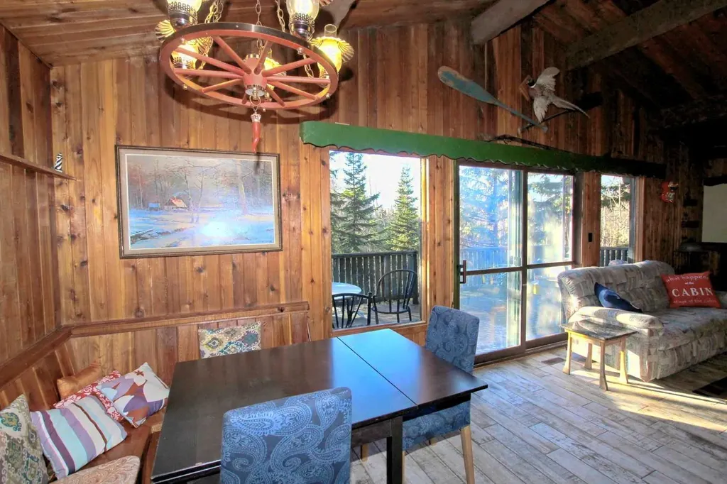 603 Fox Crescent Sunbreaker Cove AB T0C 0J0