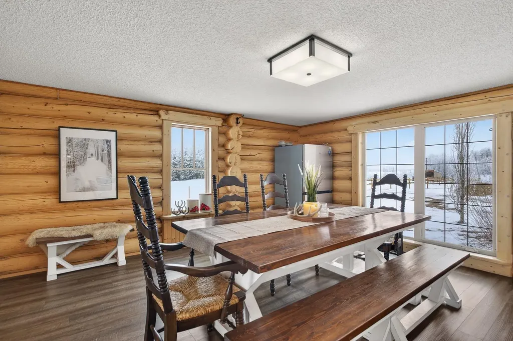 3-4535 Township Road 320 Rural Mountain View County AB T0M 1X0