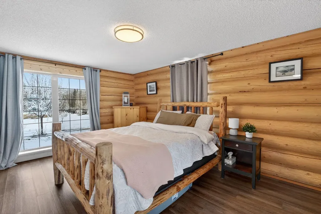 3-4535 Township Road 320 Rural Mountain View County AB T0M 1X0