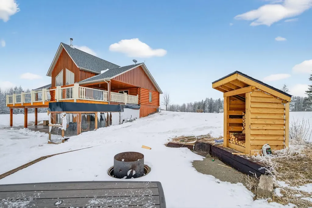 3-4535 Township Road 320 Rural Mountain View County AB T0M 1X0