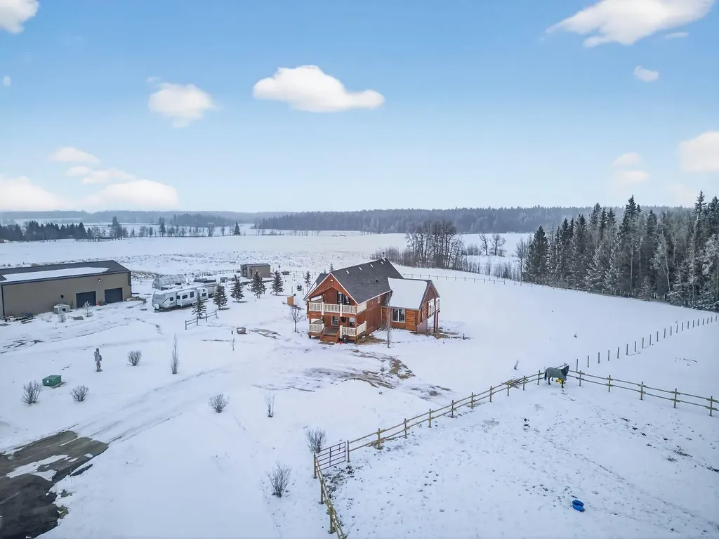 3-4535 Township Road 320 Rural Mountain View County AB T0M 1X0