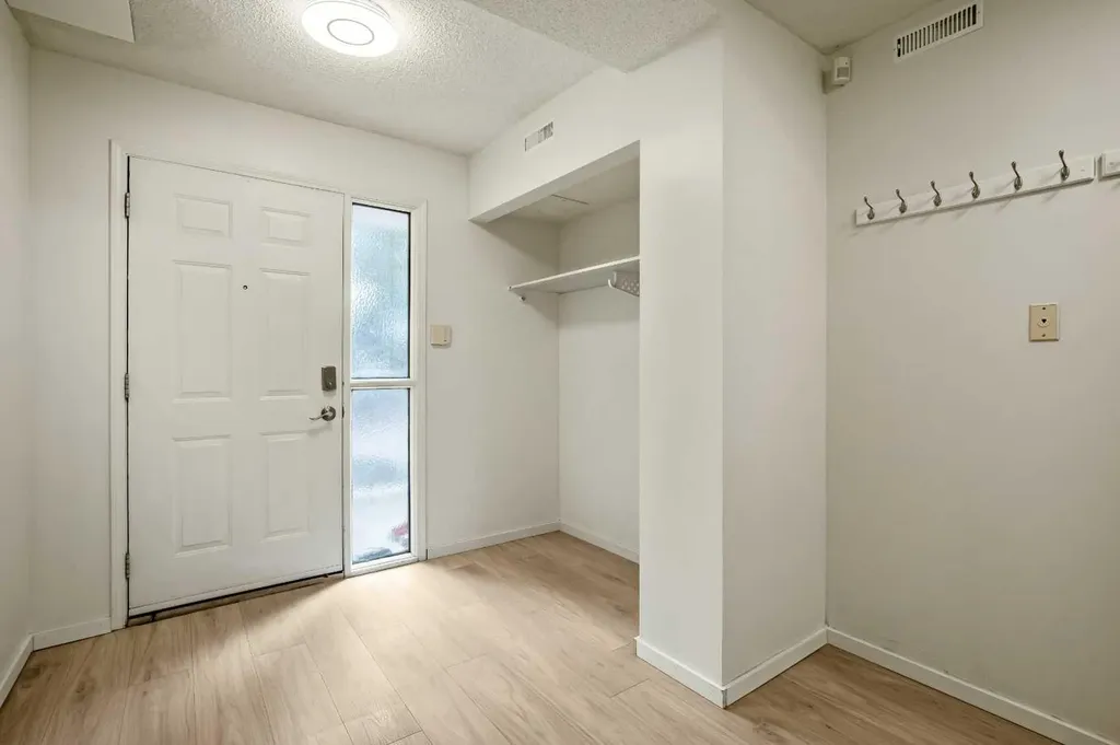 103 Coachway Lane SW Calgary AB T3H 2V9