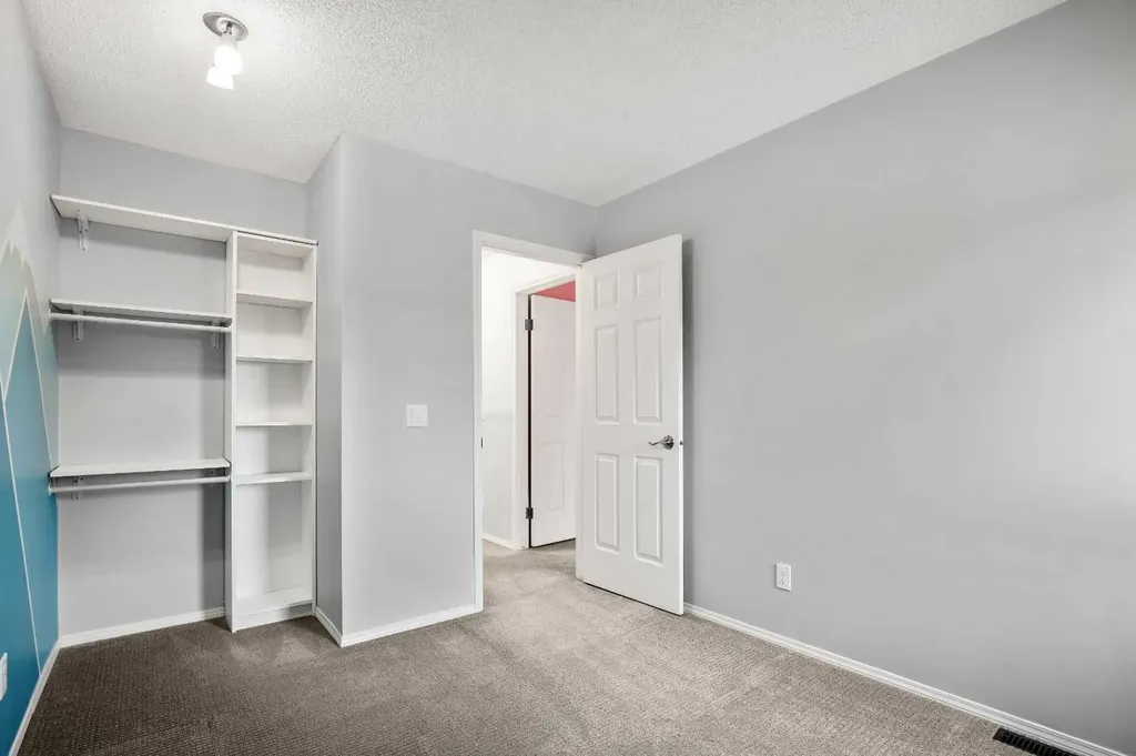 103 Coachway Lane SW Calgary AB T3H 2V9