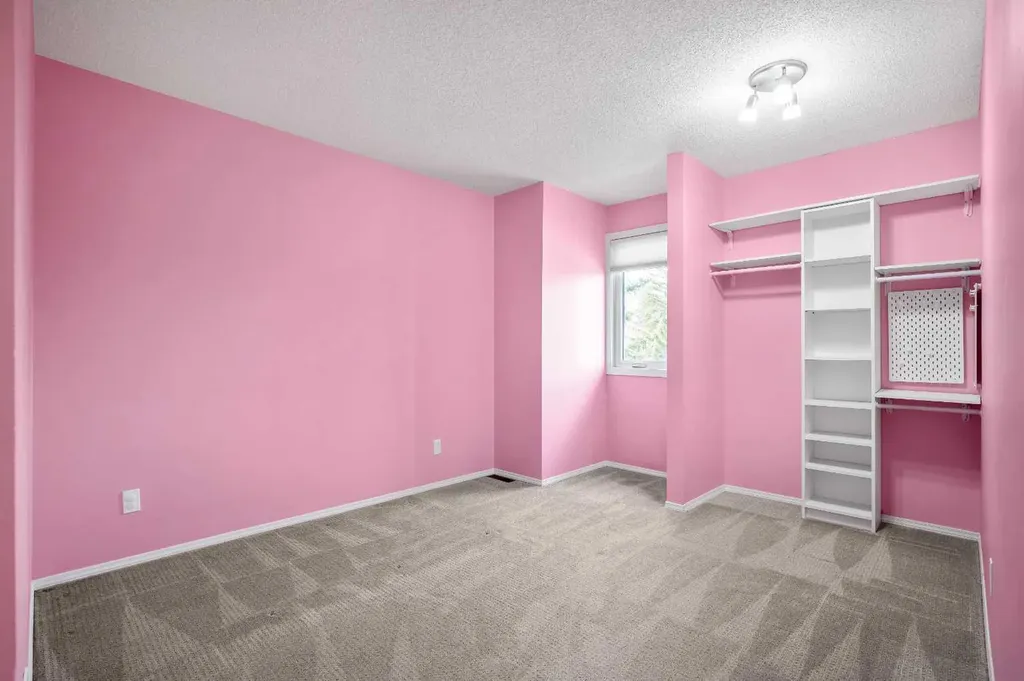103 Coachway Lane SW Calgary AB T3H 2V9