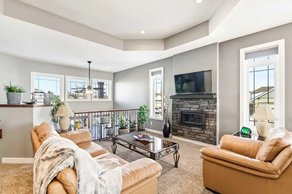 35 Bowman Circle Sylvan Lake AB T4S 0H9
