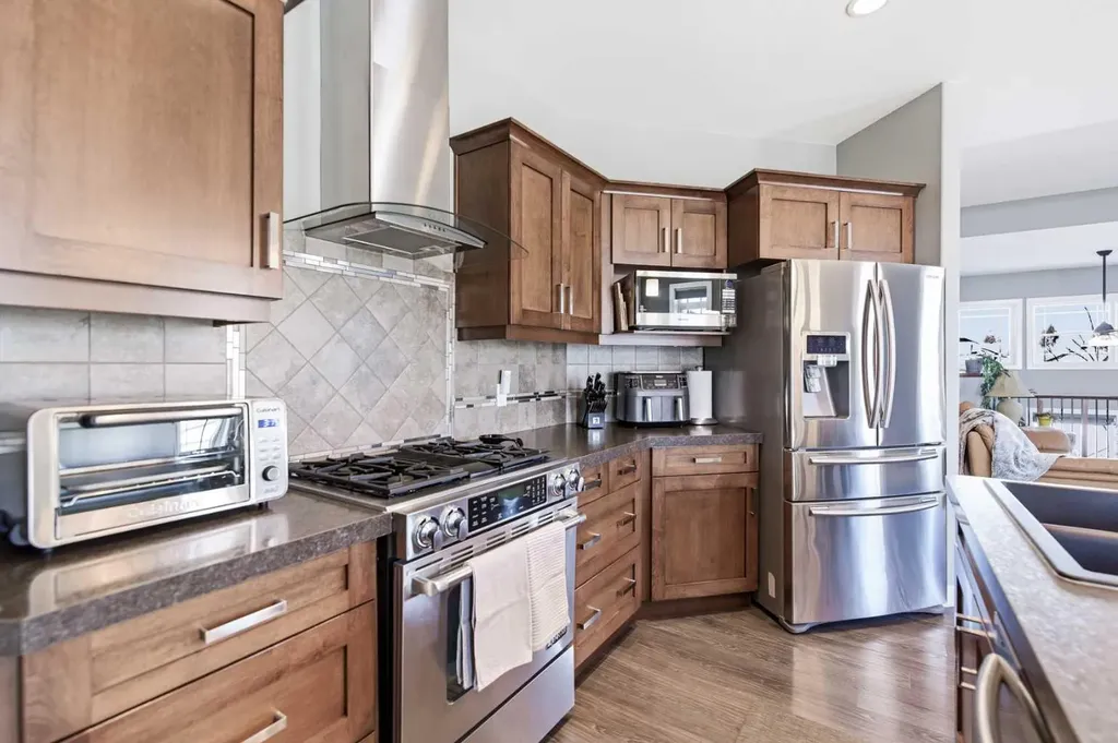 35 Bowman Circle Sylvan Lake AB T4S 0H9