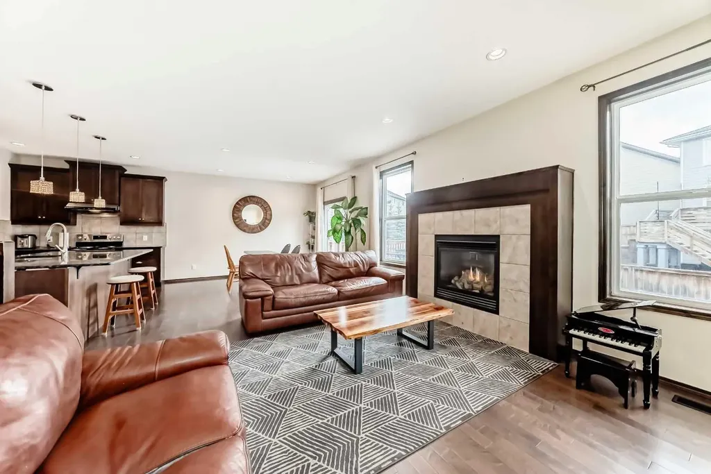 691 Panamount Boulevard NW Calgary AB T3K 0J1