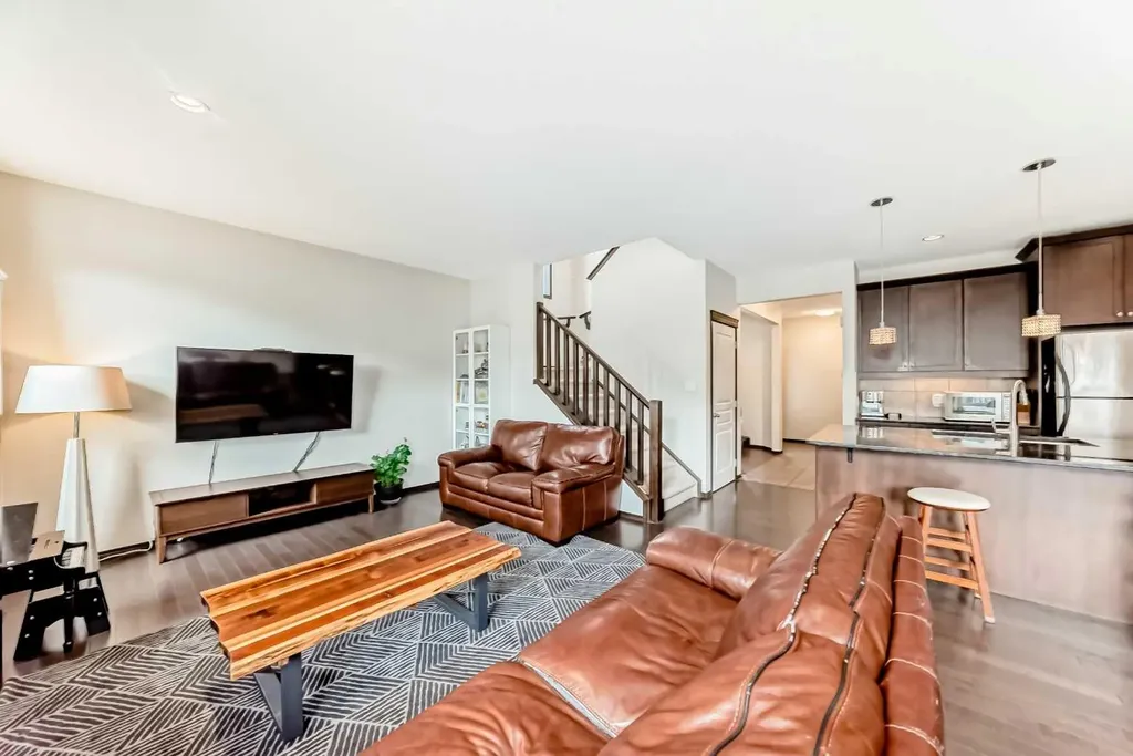 691 Panamount Boulevard NW Calgary AB T3K 0J1