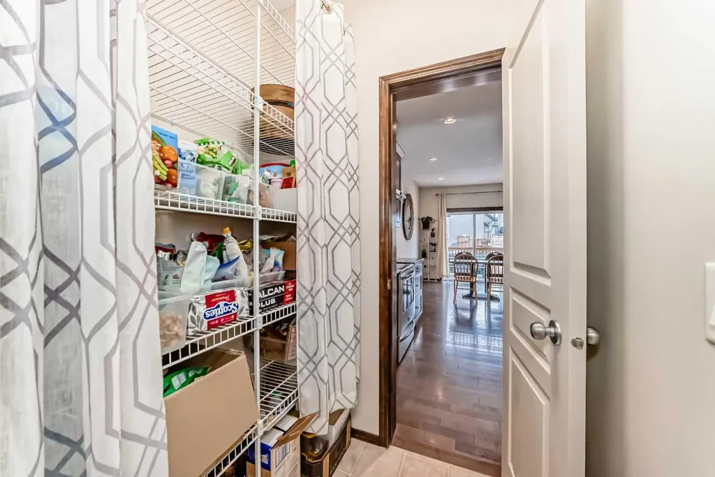 691 Panamount Boulevard NW Calgary AB T3K 0J1