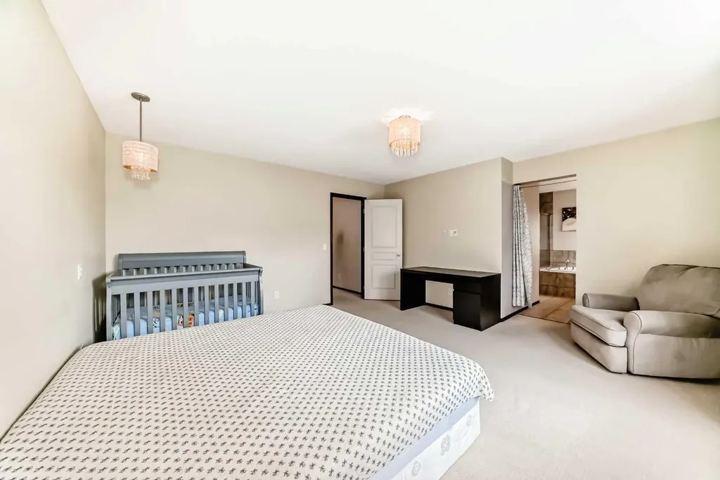 691 Panamount Boulevard NW Calgary AB T3K 0J1