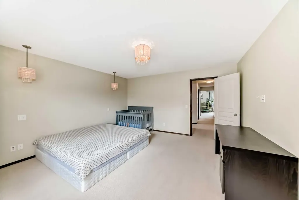 691 Panamount Boulevard NW Calgary AB T3K 0J1
