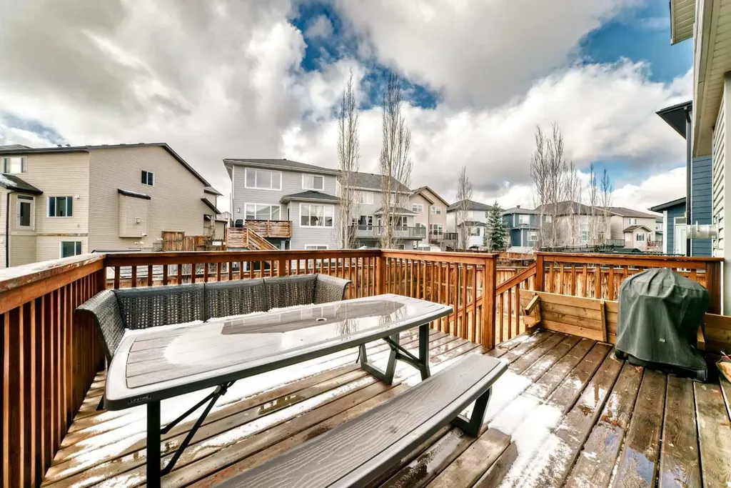 691 Panamount Boulevard NW Calgary AB T3K 0J1