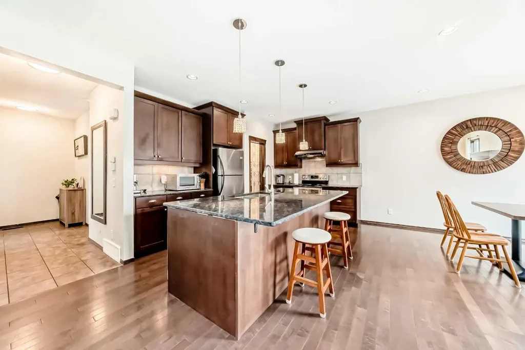 691 Panamount Boulevard NW Calgary AB T3K 0J1