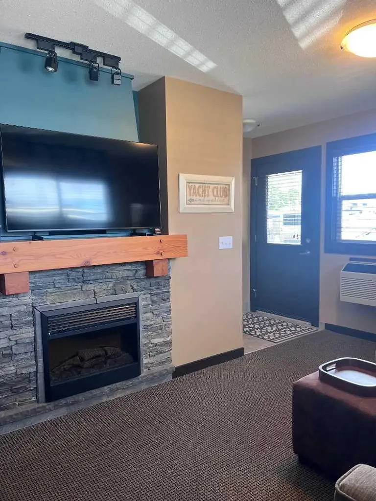 3011 South Pine Lake Road Rural Red Deer County AB T0M 1S0