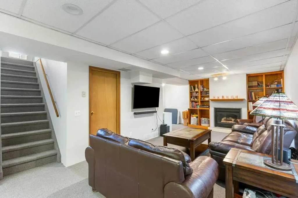 1417 Mccrimmon Drive Carstairs AB T0M 0N0