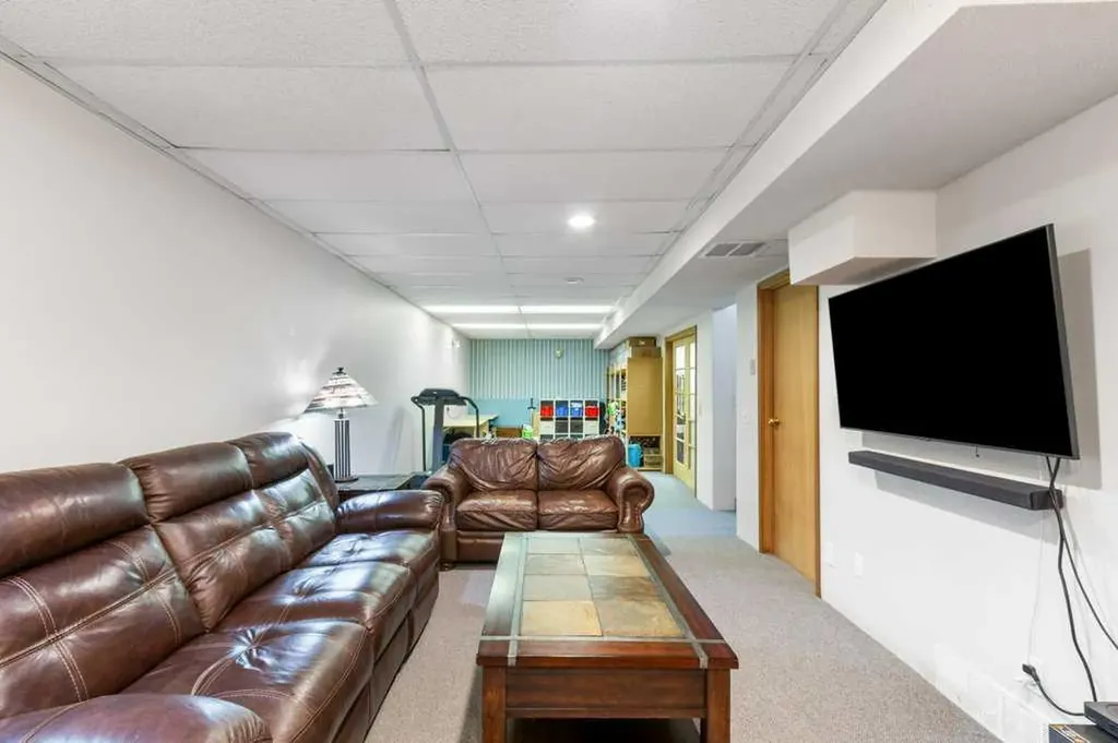1417 Mccrimmon Drive Carstairs AB T0M 0N0
