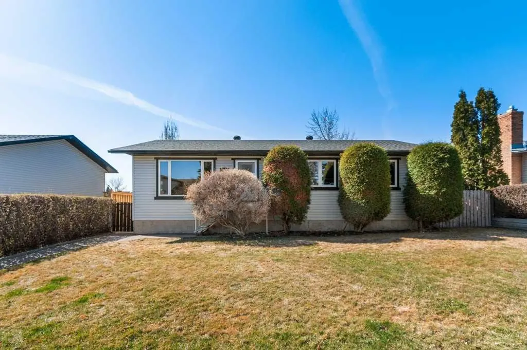 1417 Mccrimmon Drive Carstairs AB T0M 0N0